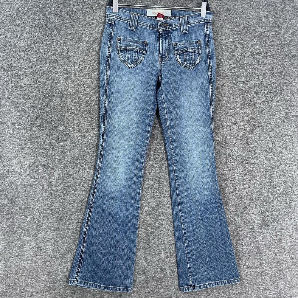 Mossimo Denim Jeans Juniors 5 Blue Med Wash Low Rise Bootcut Stretch Distressed